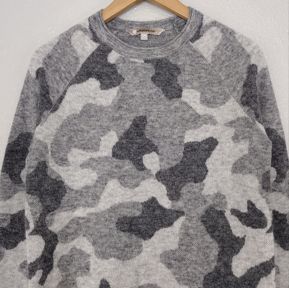 Athleta Camo Undercover Alpaca Merino Wool Women's Pullover Crew-Neck Sweater - Picture 4 of 16